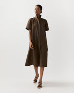 Load image into Gallery viewer, Riley Dress in Coffee Paperweight Stretch Poplin
