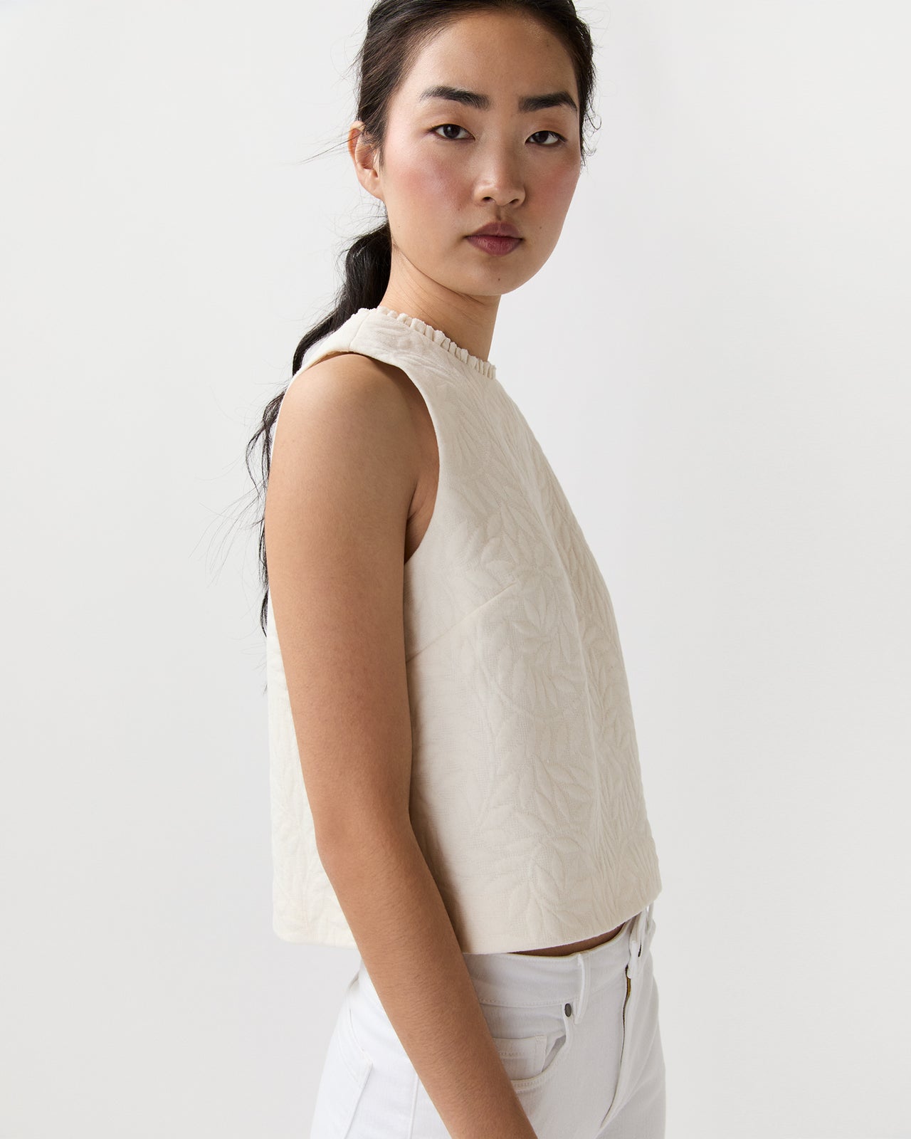 Gia Frill Shell Top in Natural Leaves Knit Jacquard