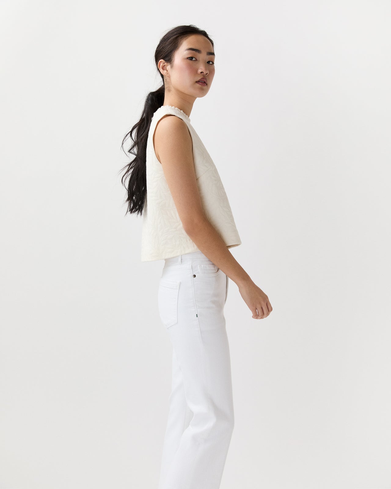 Gia Frill Shell Top in Natural Leaves Knit Jacquard