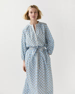 Load image into Gallery viewer, Sienna Top in French Blue/Tangerine Mixed Floral Printed Poplin
