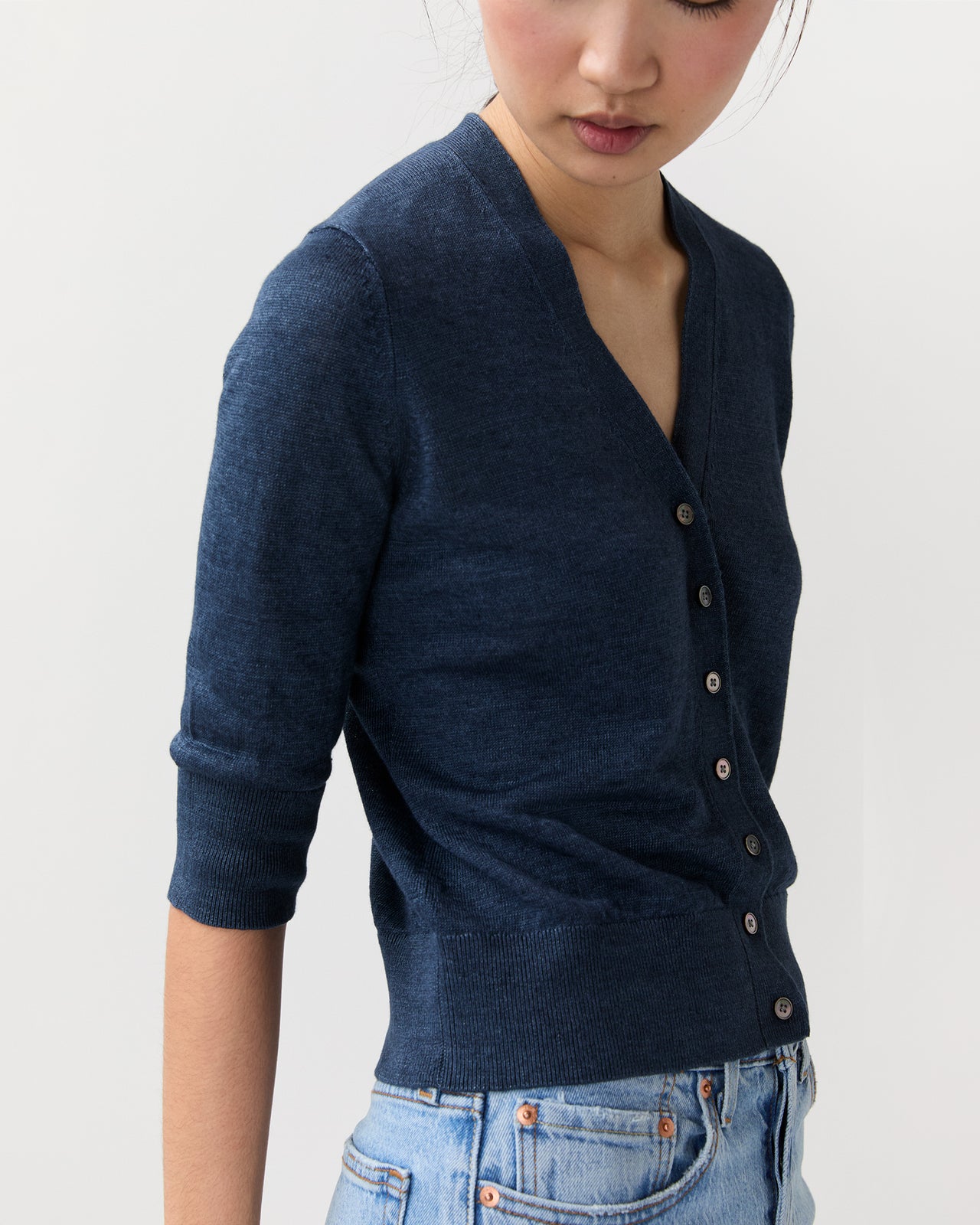Short-Sleeved Rosie V-Neck Cardigan in Deep Indigo Linen