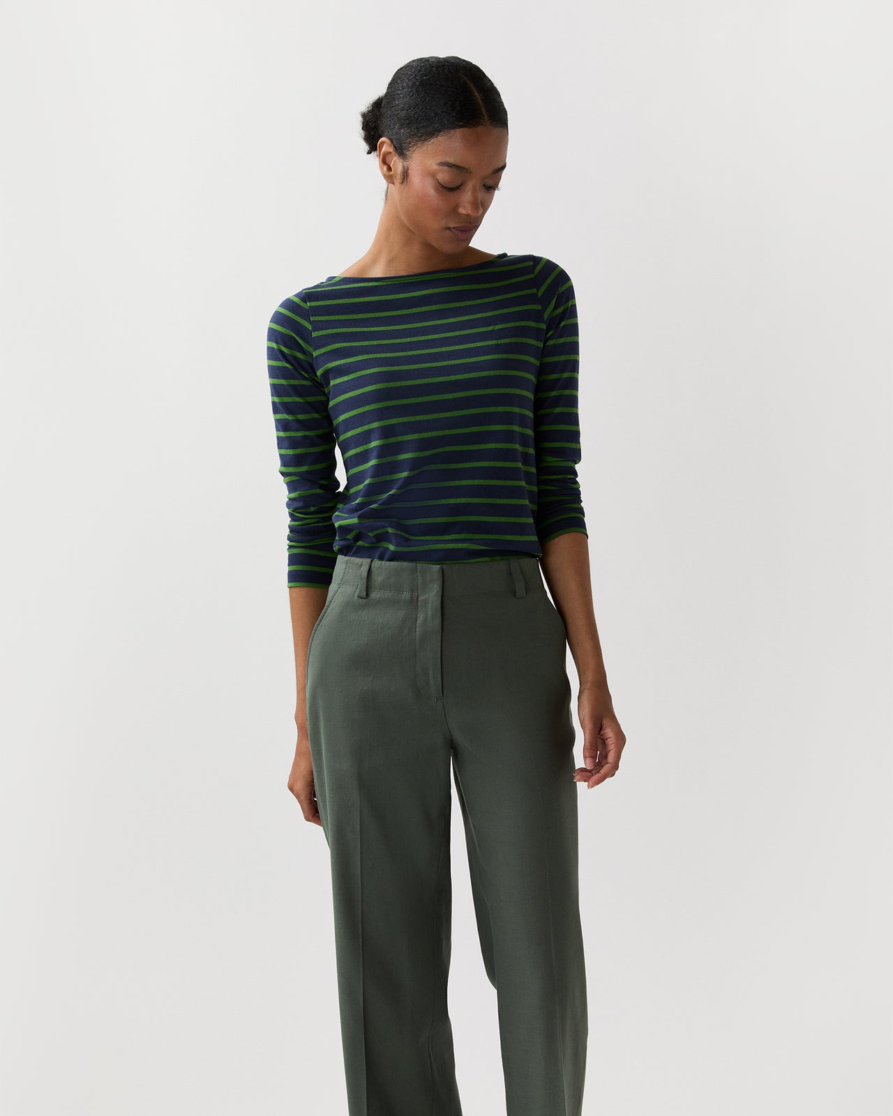 Long-Sleeved Boatneck Tee in Navy/Green Stripe Jersey