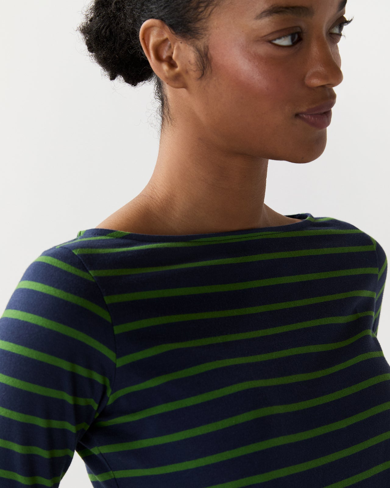 Long-Sleeved Boatneck Tee in Navy/Green Stripe Jersey