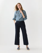 Load image into Gallery viewer, Frankie Cropped Pant in Navy Stretch Cotolino
