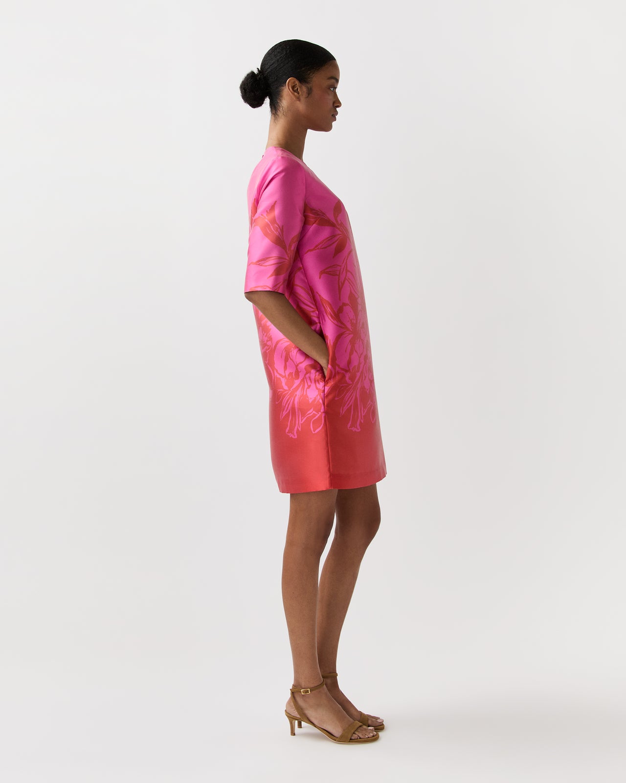 Short Paige Dress in Pink/Red Floral Printed Mikado