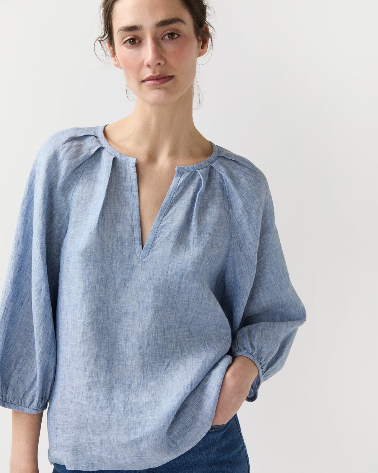 Victoria Blouse in Provence Blue Sahara Linen