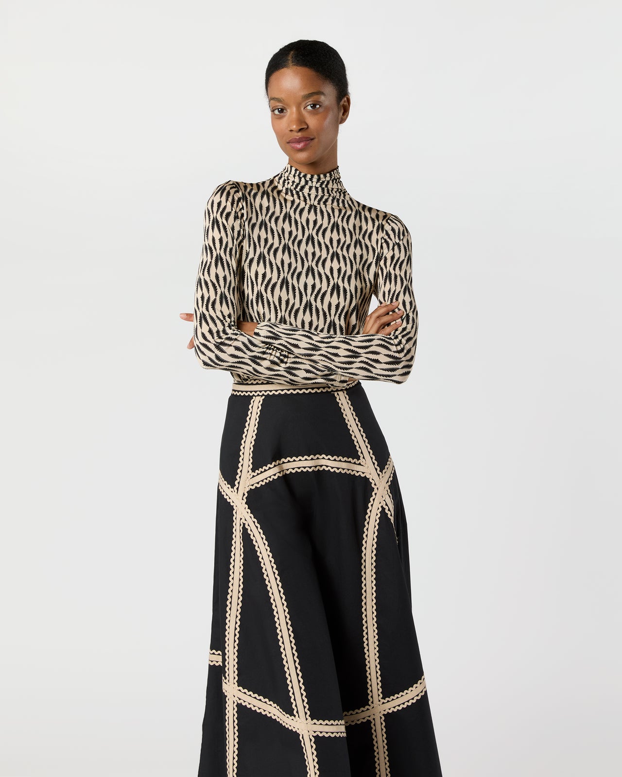 Aurelia Turtleneck in Silhouette