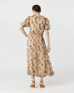 Load image into Gallery viewer, Rosamunde Dress in Cameo
