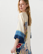 Load image into Gallery viewer, The Kaftan in Lemuria
