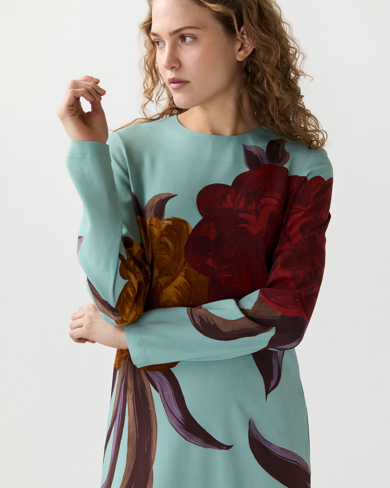 Long Sleeve Swing Dress in Peony