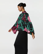 Load image into Gallery viewer, Make An Exit Top in Black Peony Silk Twill
