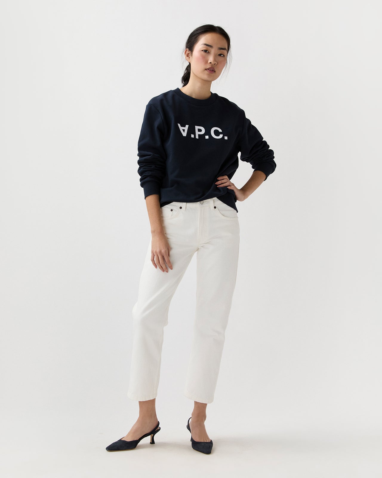 Standard Grand Vpc Sweatshirt in Dark Navy/Ecru