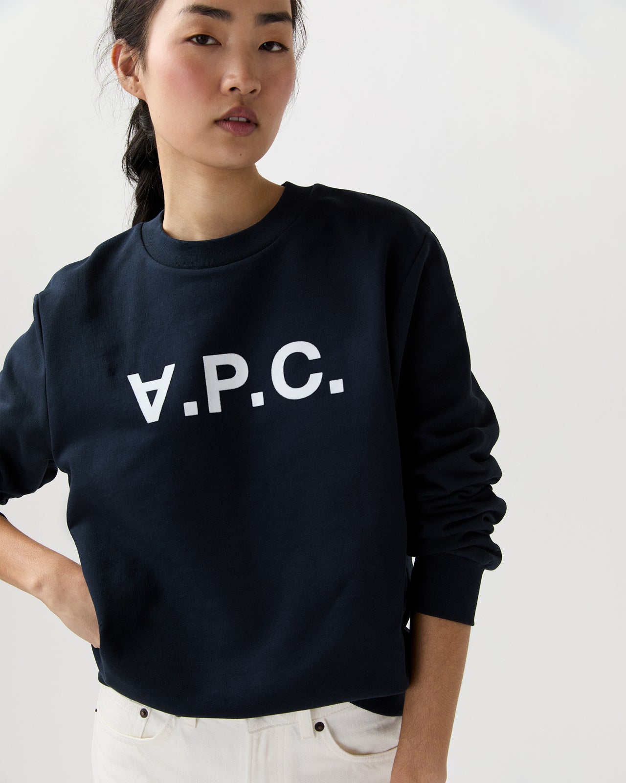 Standard Grand Vpc Sweatshirt in Dark Navy/Ecru