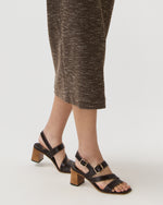 Load image into Gallery viewer, Square-Toe Block Heel in Dark Brown Leather

