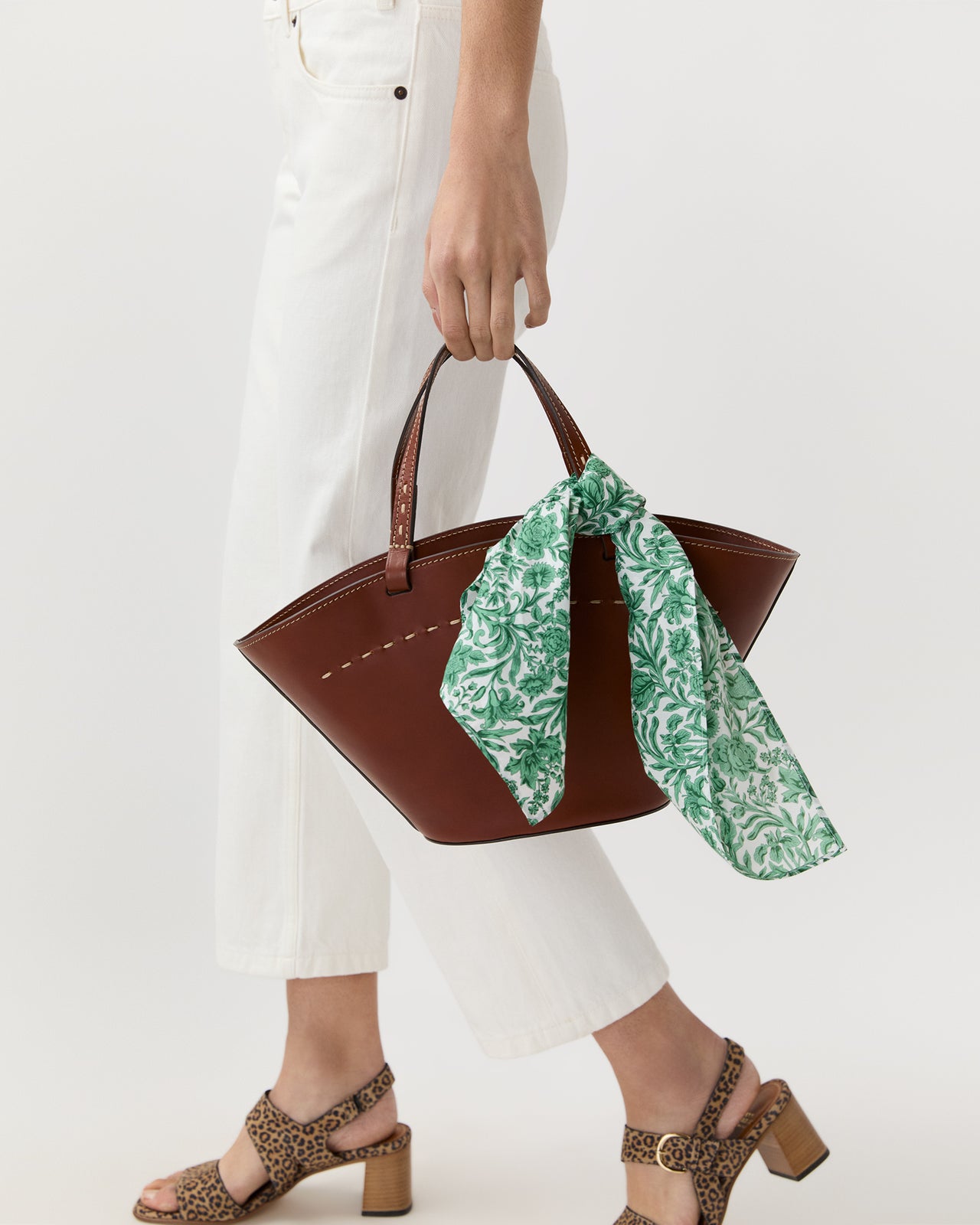 Anyway Scarf in Green Sambourne Liberty Fabric