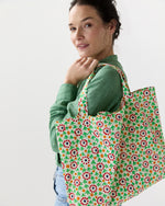 Load image into Gallery viewer, Reusable Tote Bag in White/Multi Floral Twill
