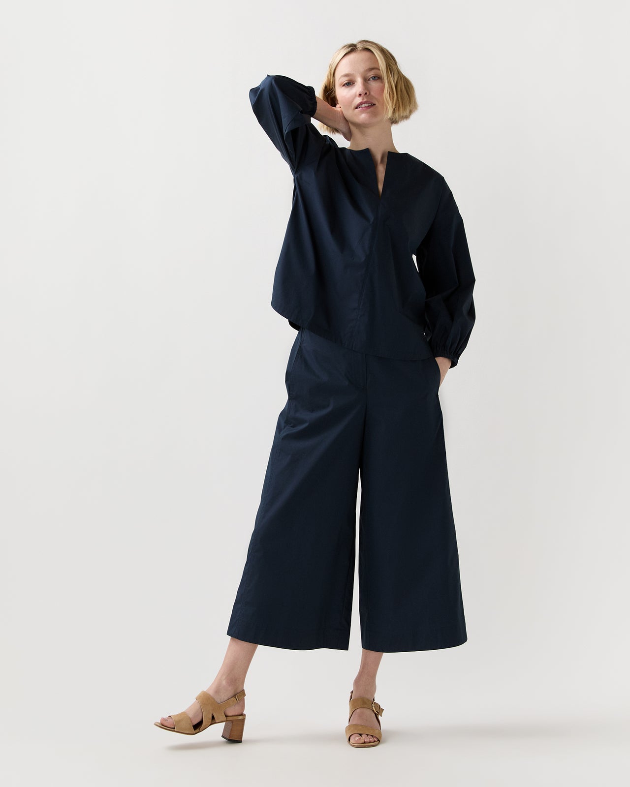 Drew Pant in Navy Cotton/Nylon Poplin