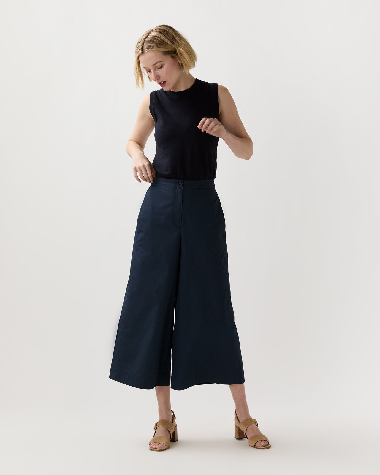 Drew Pant in Navy Cotton/Nylon Poplin