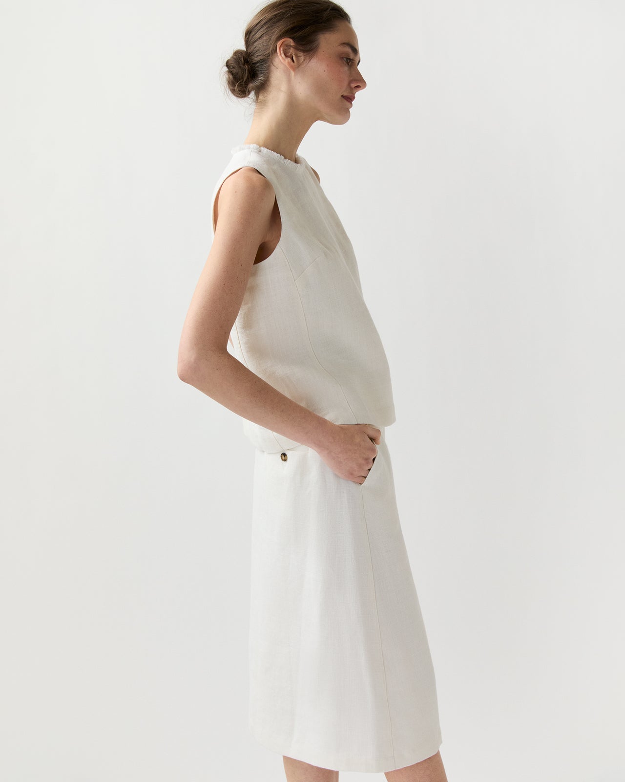 Mimi Top in White Linen Hopsack