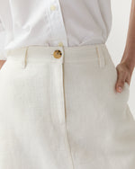 Load image into Gallery viewer, Connelly Skirt in White Linen Hopsack
