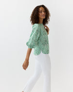 Load image into Gallery viewer, Elora Volume Top in Green Stripe And Bow Liberty Fabric
