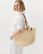 Load image into Gallery viewer, Kiondo Shopper Basket in Natural Open Weave
