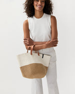Load image into Gallery viewer, Kiondo Market Basket in Duo Brown
