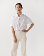 Load image into Gallery viewer, Tie-Waist Shirt in White
