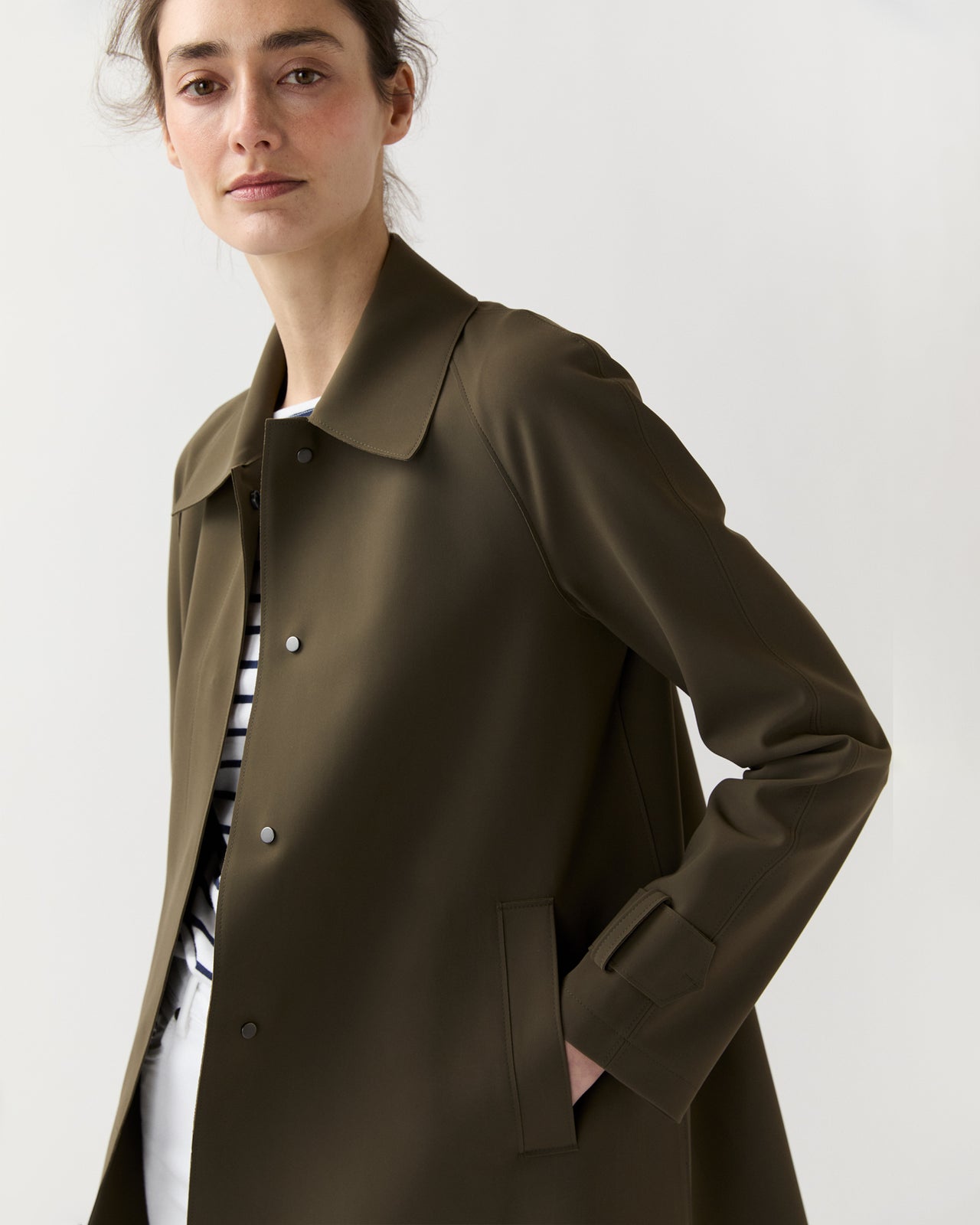 Mac Coat in Dark Khaki