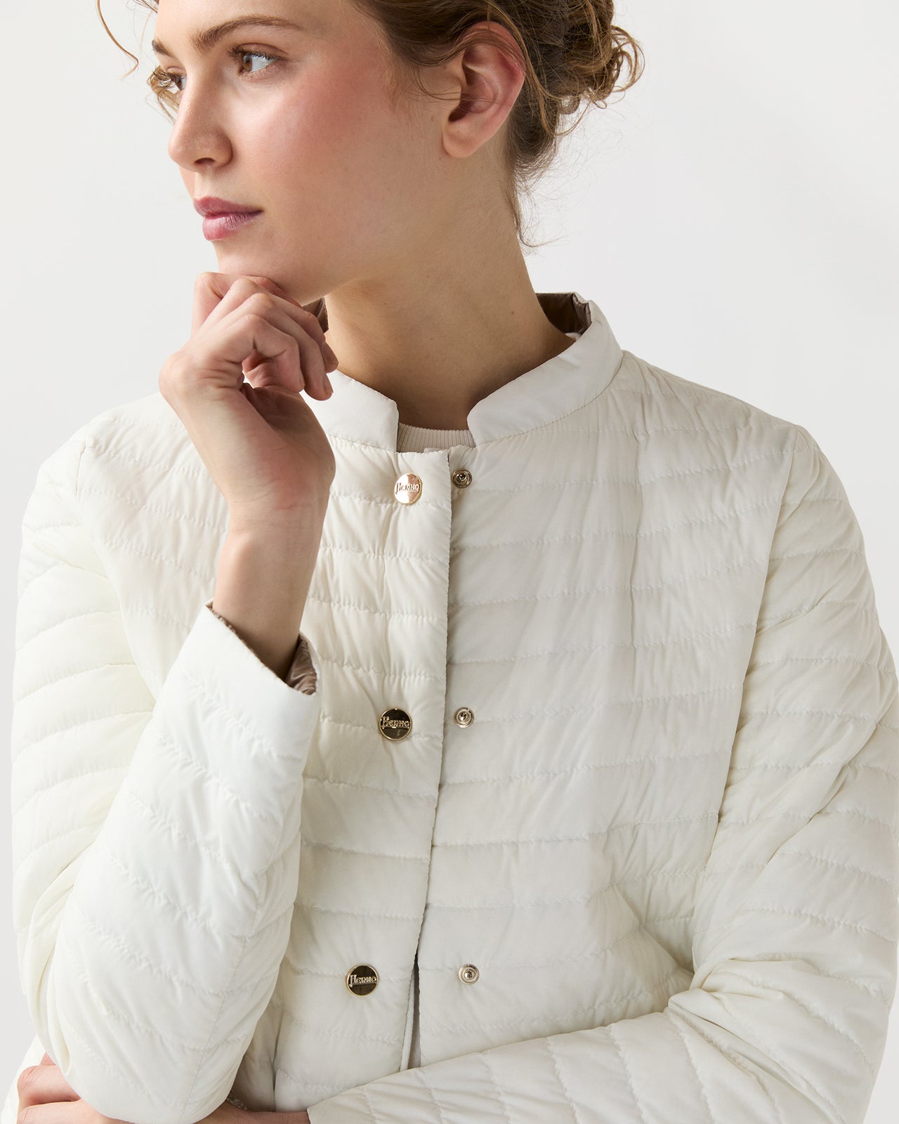 Matte/Shiny Reversible Short Jacket in White