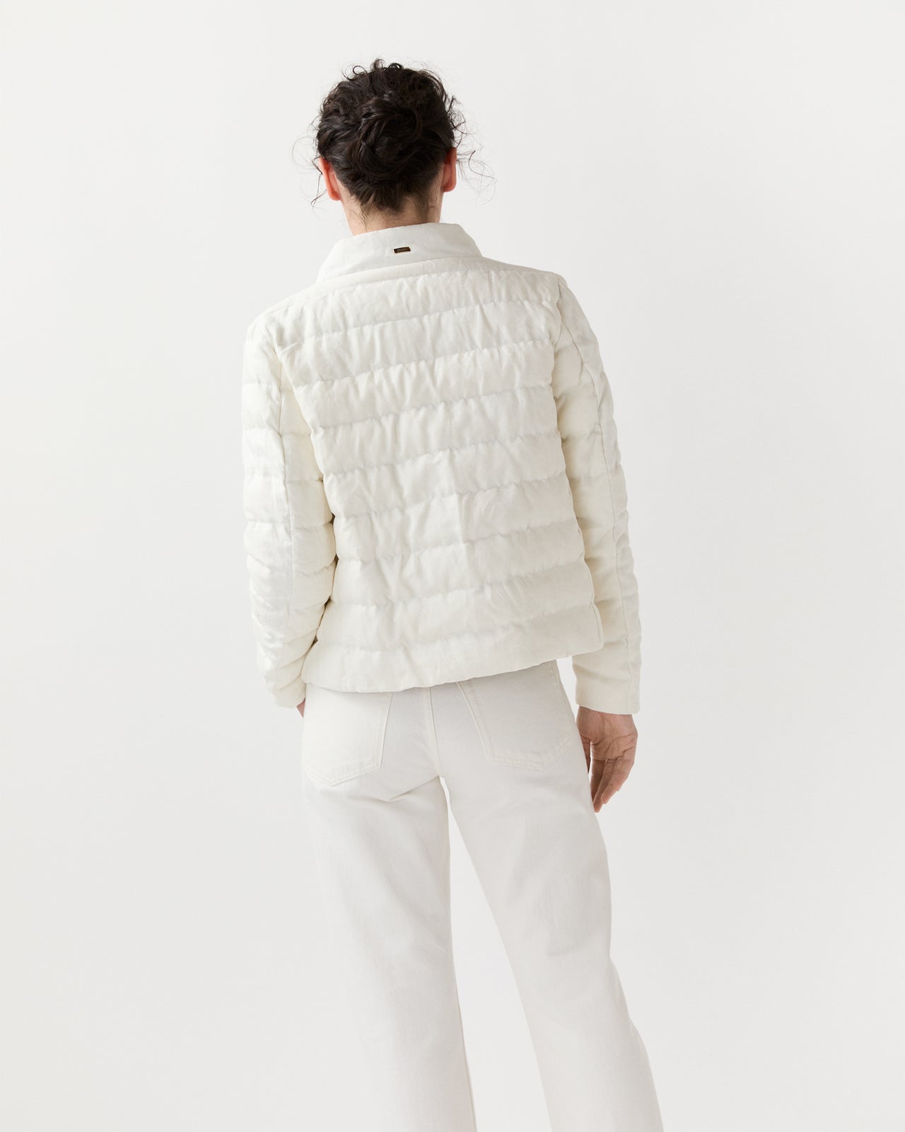 Linen Quilted Short Jacket in White