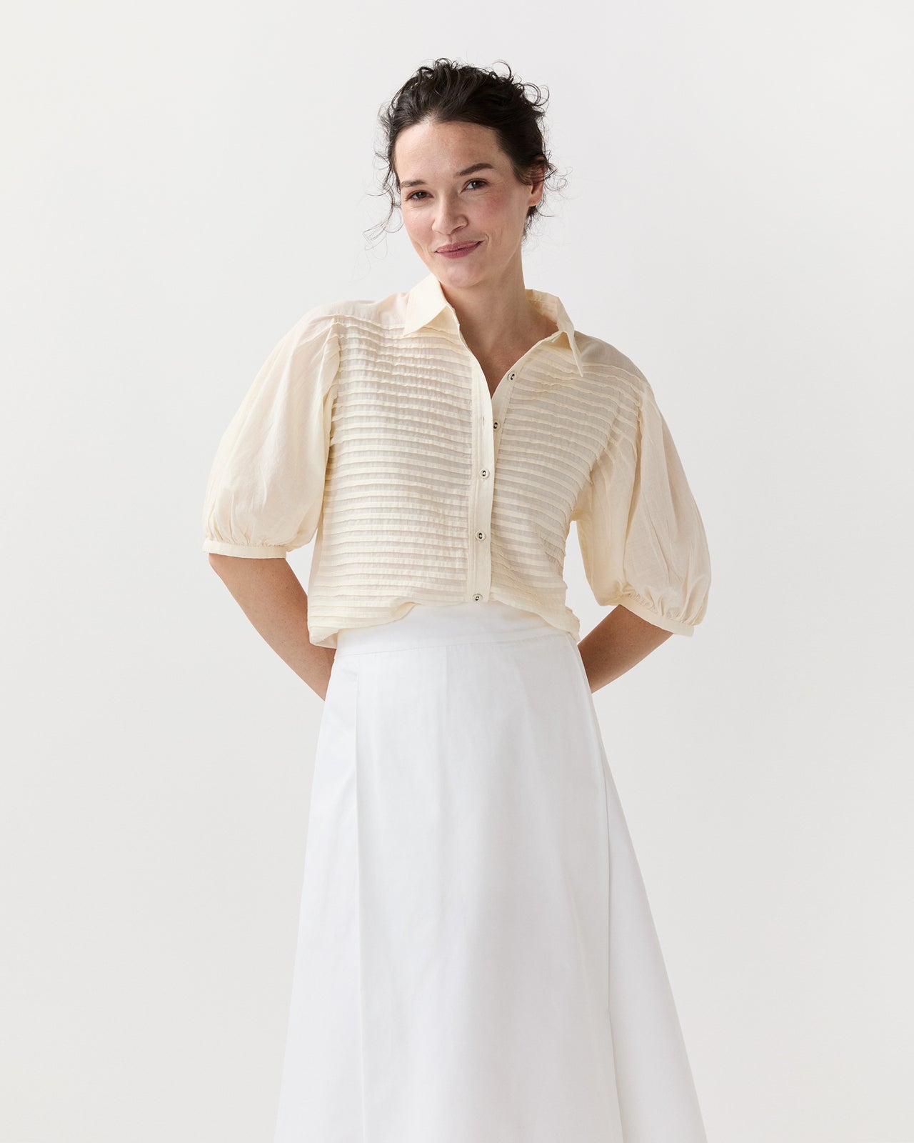 Cordelia Button Up Top in Cowrie