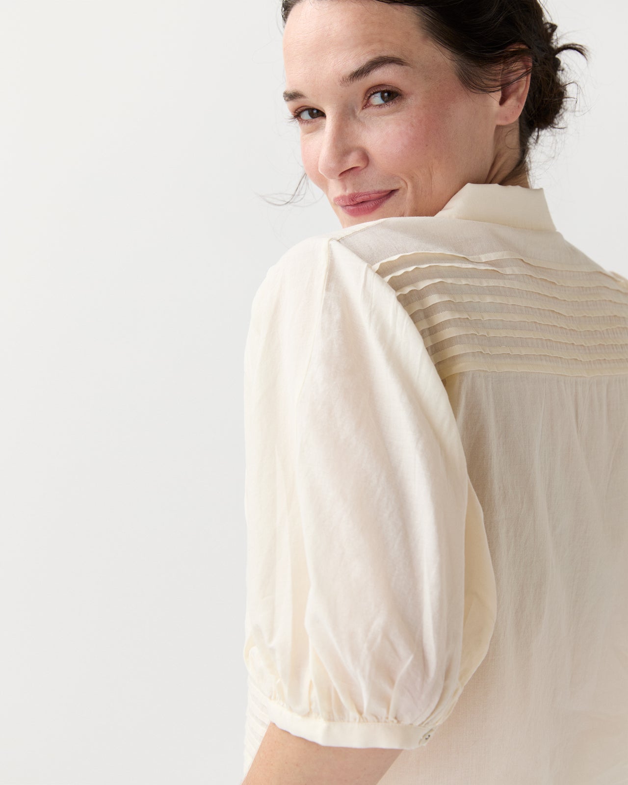 Cordelia Button Up Top in Cowrie