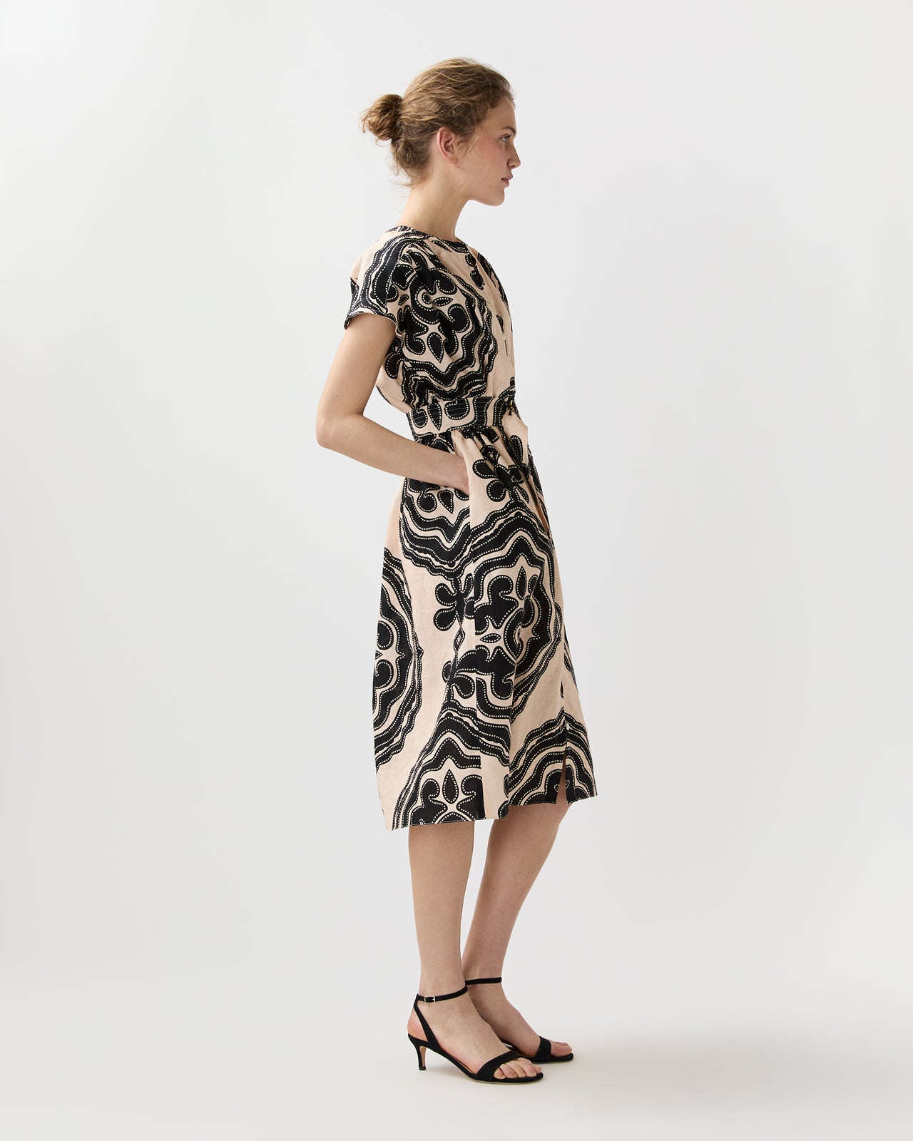 Herat Shirt Dress in Niku Cream