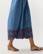 Load image into Gallery viewer, Aloe Jilly Dress in Blue
