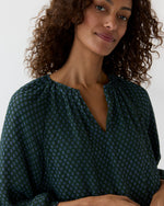 Load image into Gallery viewer, Ariana Blouse in Hunter/Lapis Foulard Metallic Georgette
