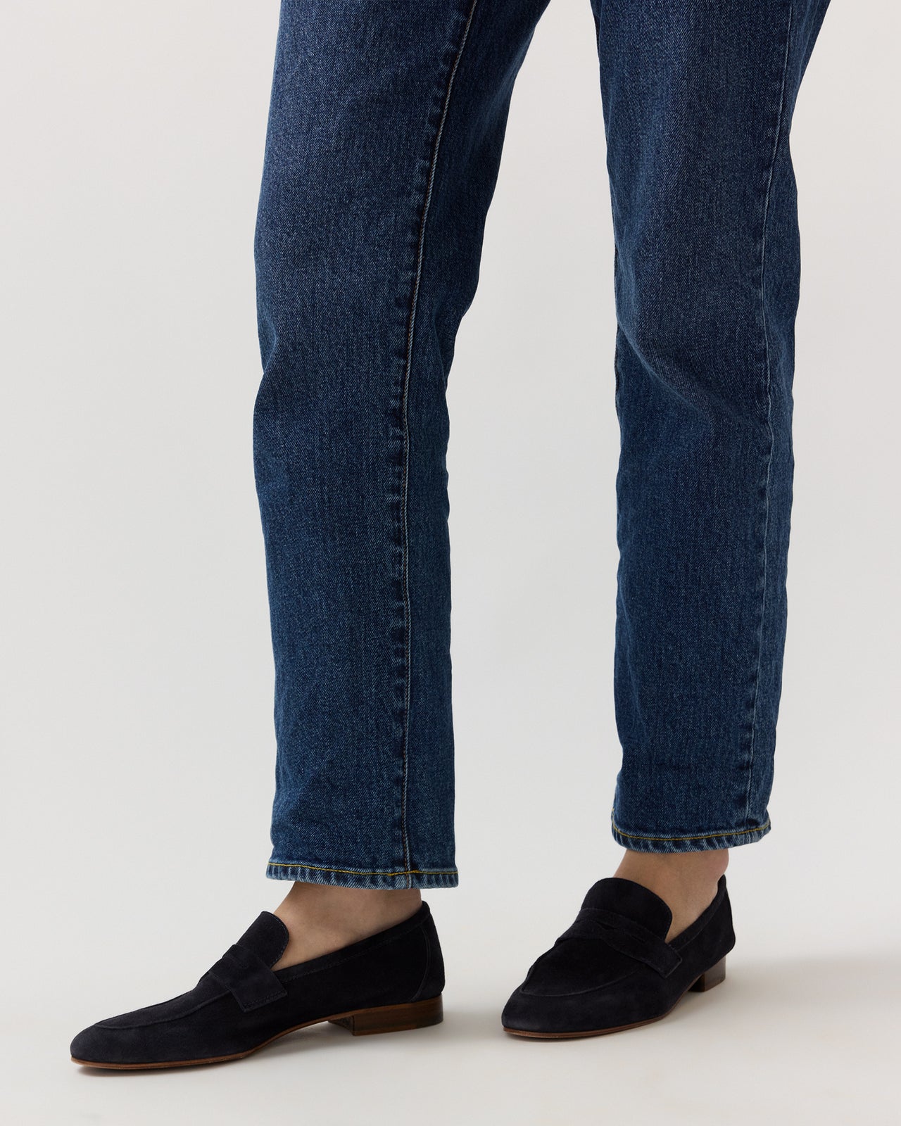 Quinn Jean in Medium Rinse Stretch Denim