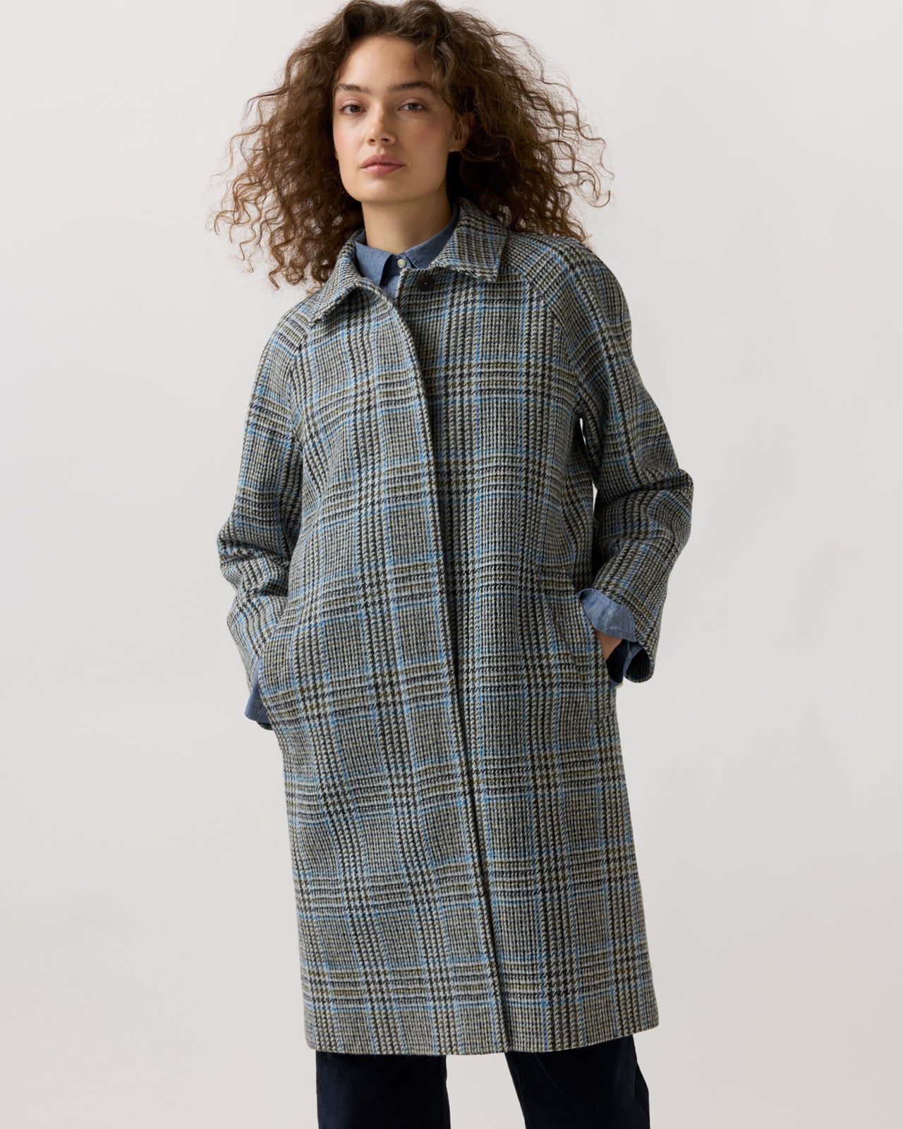 Balmacaan Coat in Grey/Sky Glen Plaid Harris Tweed