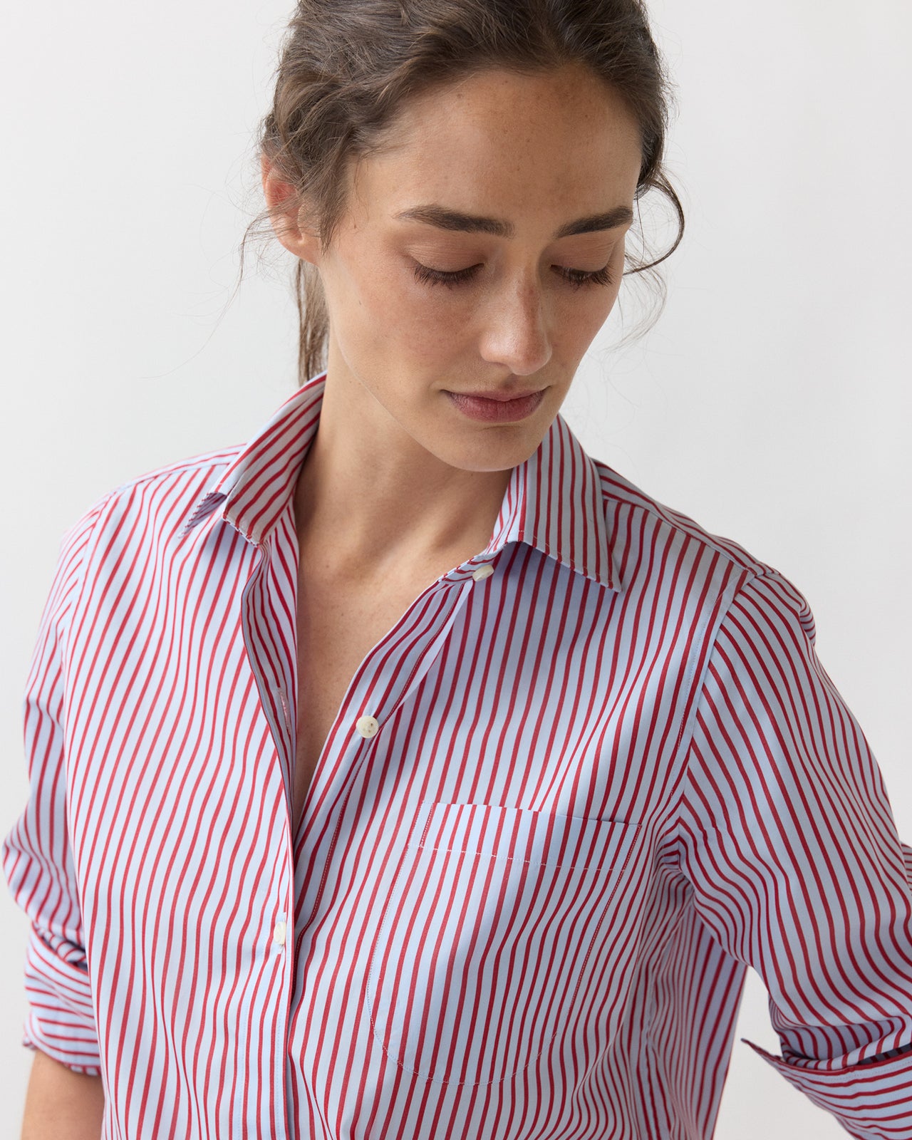 Sidney Shirt in Red/Sky Banker Stripe Poplin