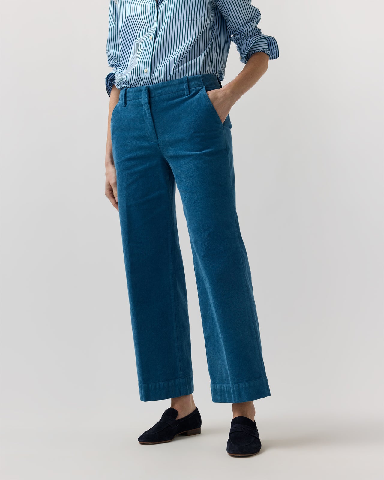 Frankie Cropped Pant in Petrol Stretch Corduroy