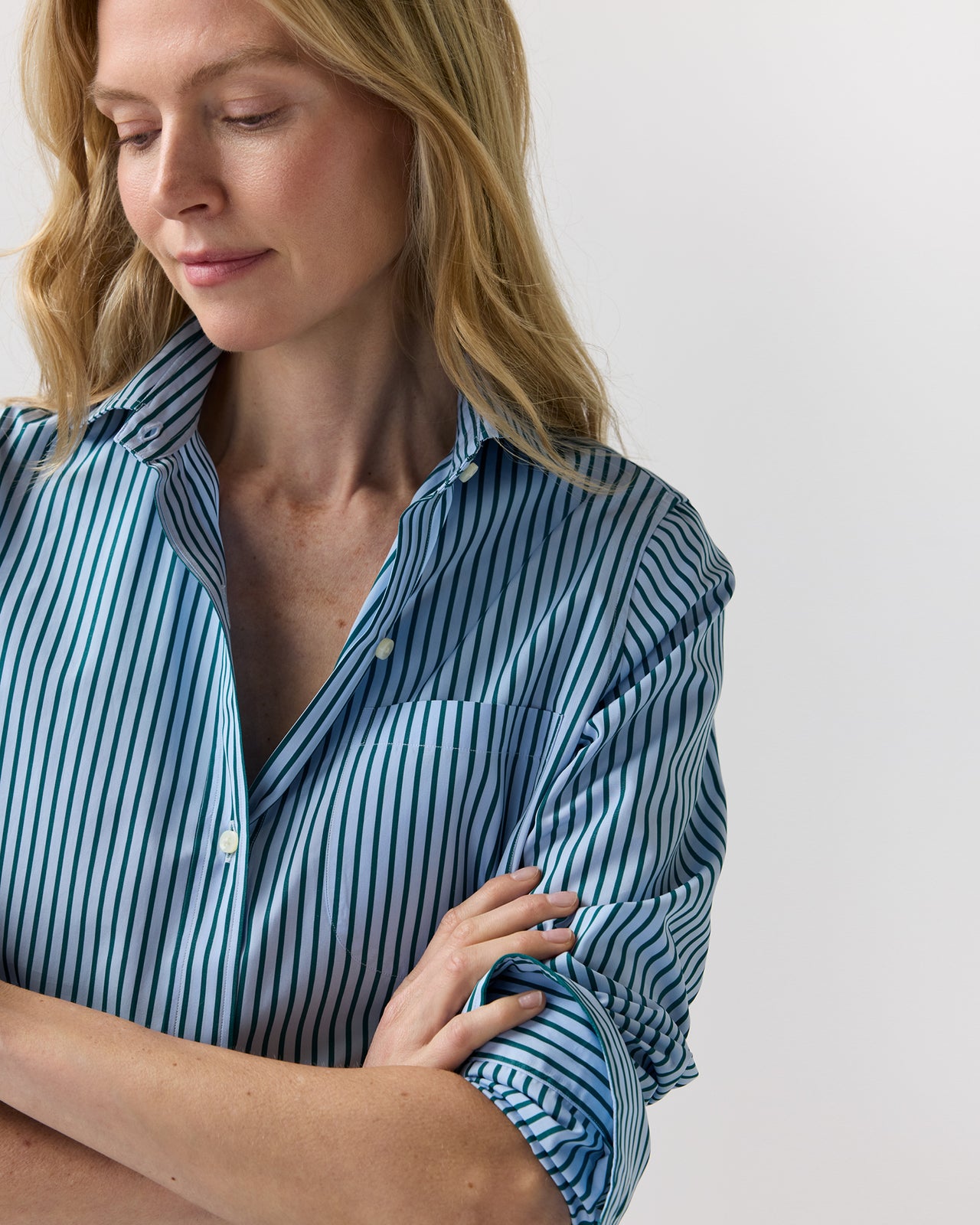 Sidney Shirt in Green/Sky Banker Stripe Poplin