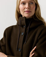 Load image into Gallery viewer, Parka in Brown

