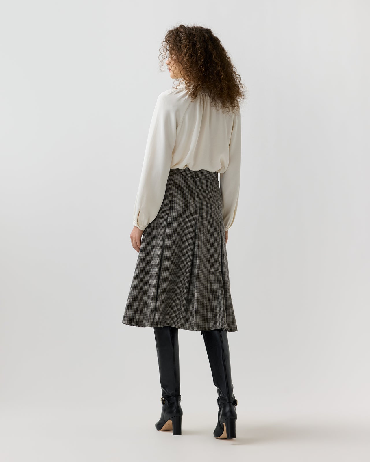Francesca Skirt in Navy/Chocolate Houndstooth