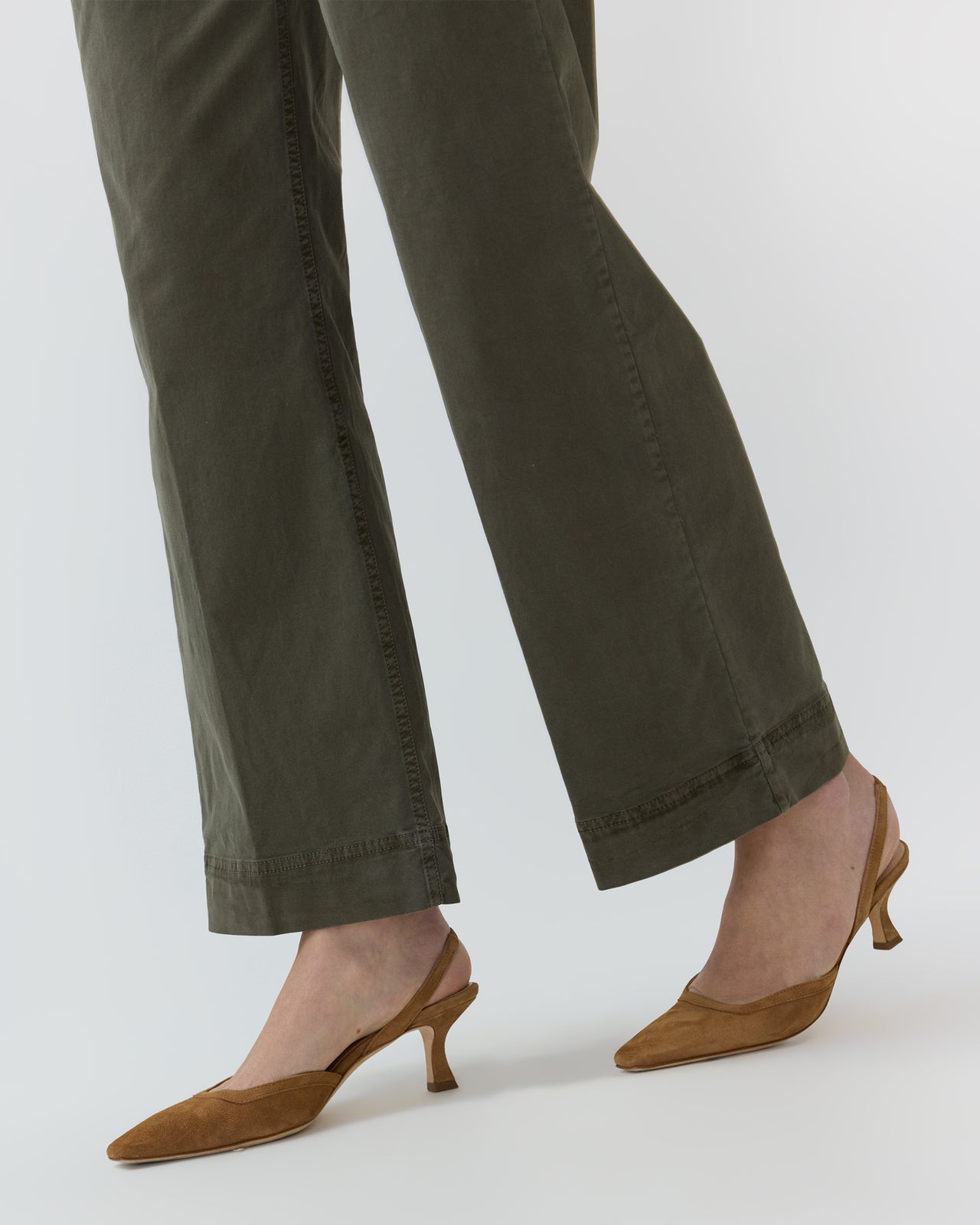 Weekender Pant in Olive Stretch Twill