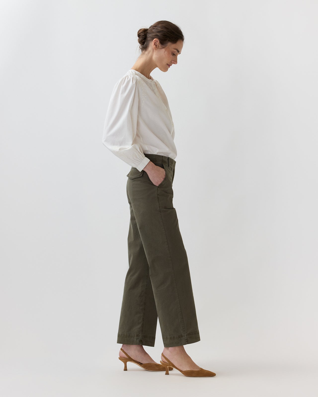 Weekender Pant in Olive Stretch Twill