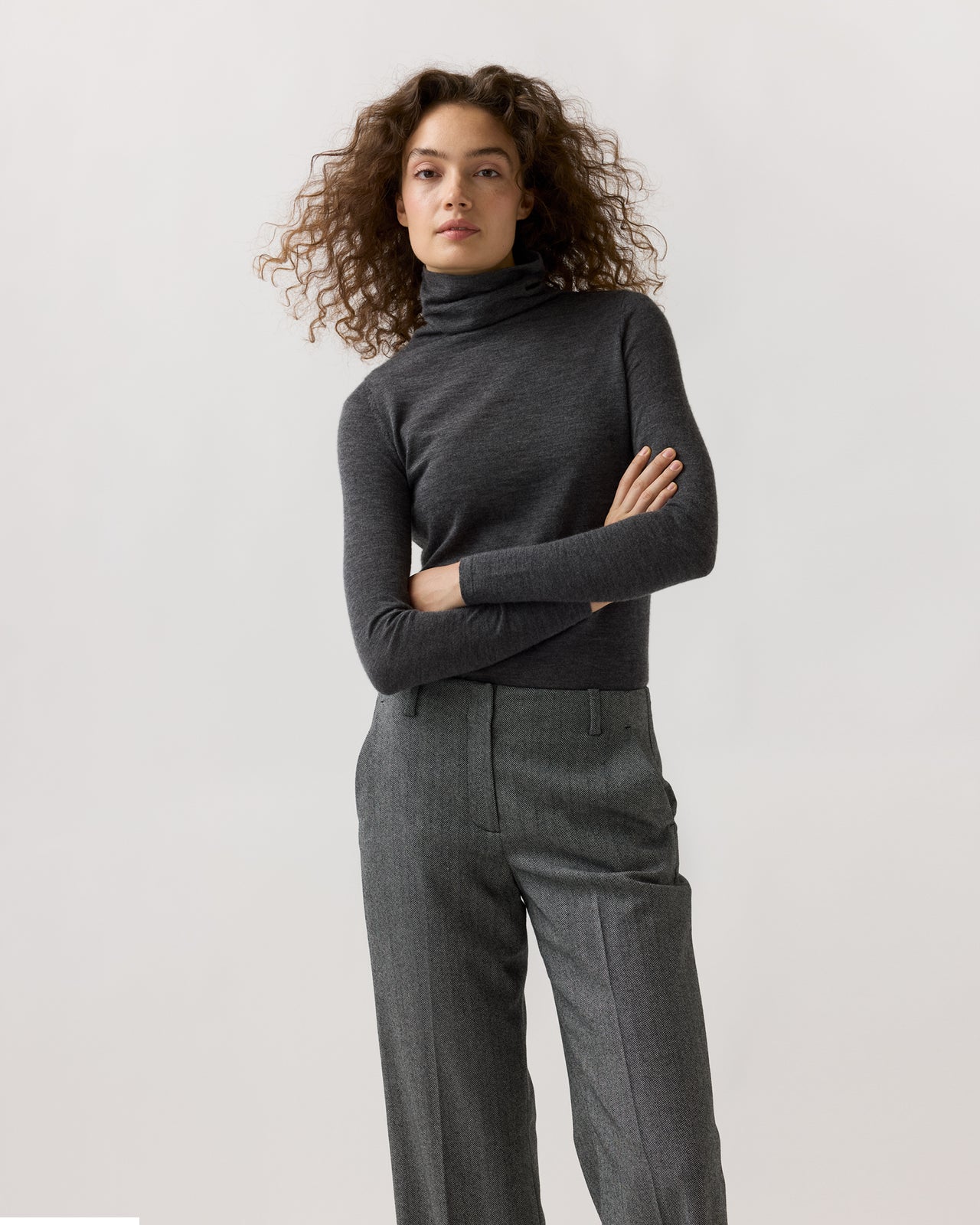 Superfine Funnel-Neck Sweater in Charcoal Cashmere