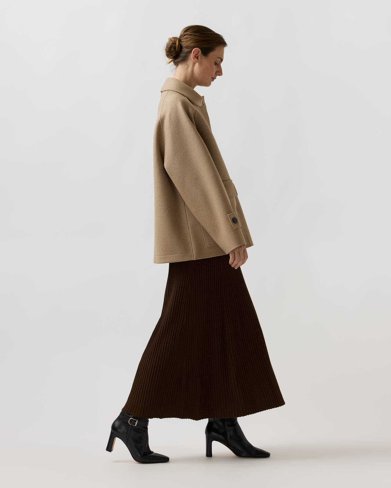 Raglan Jacket in Tan