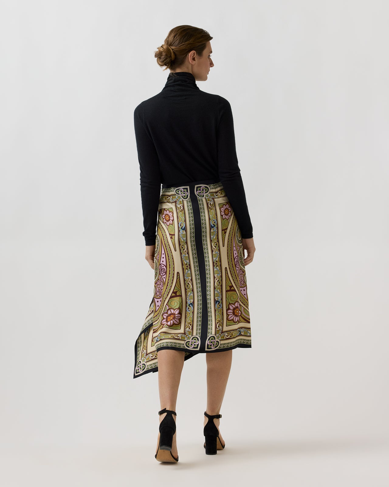 Scarf Skirt in Kells Placée