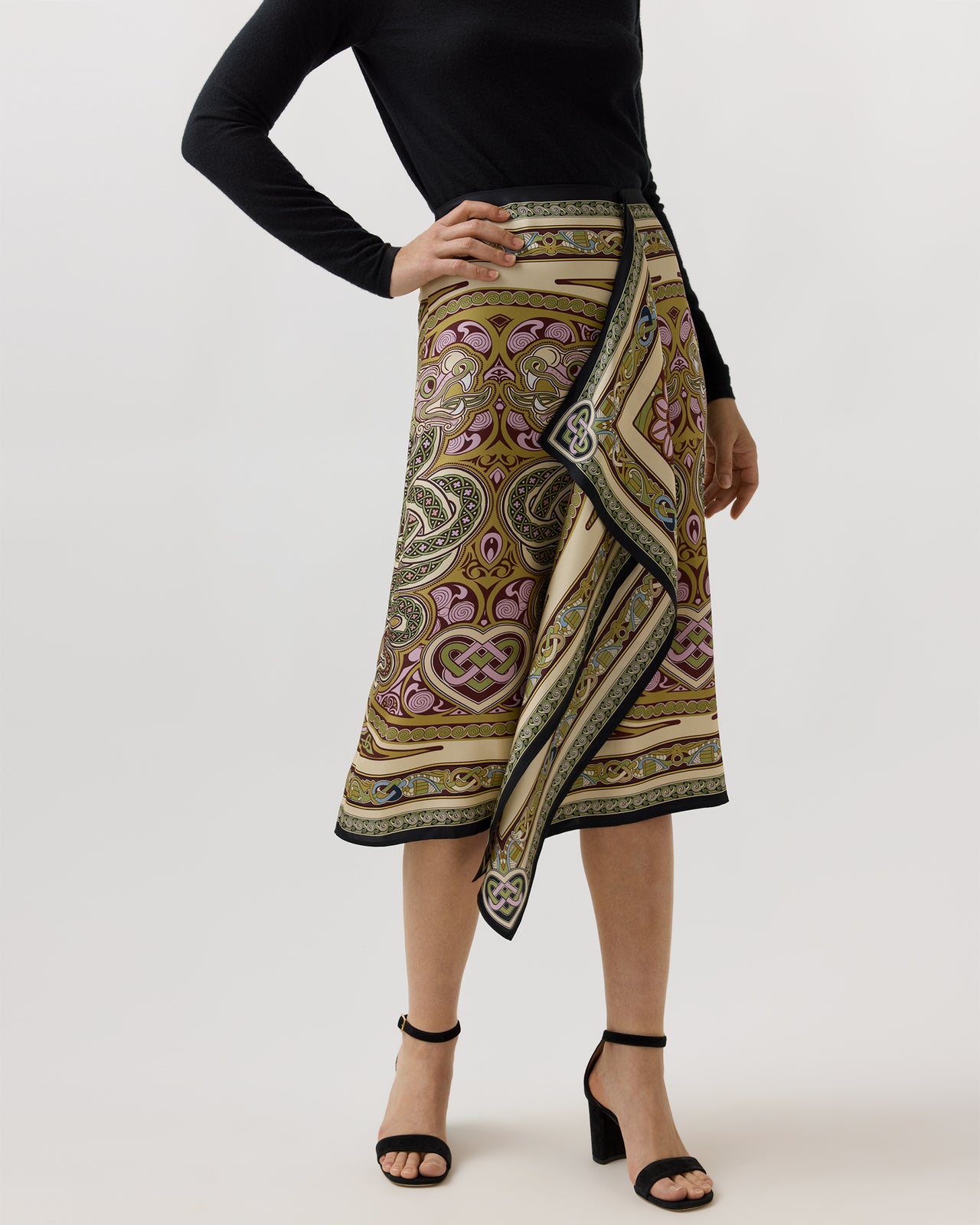 Scarf Skirt in Kells Placée