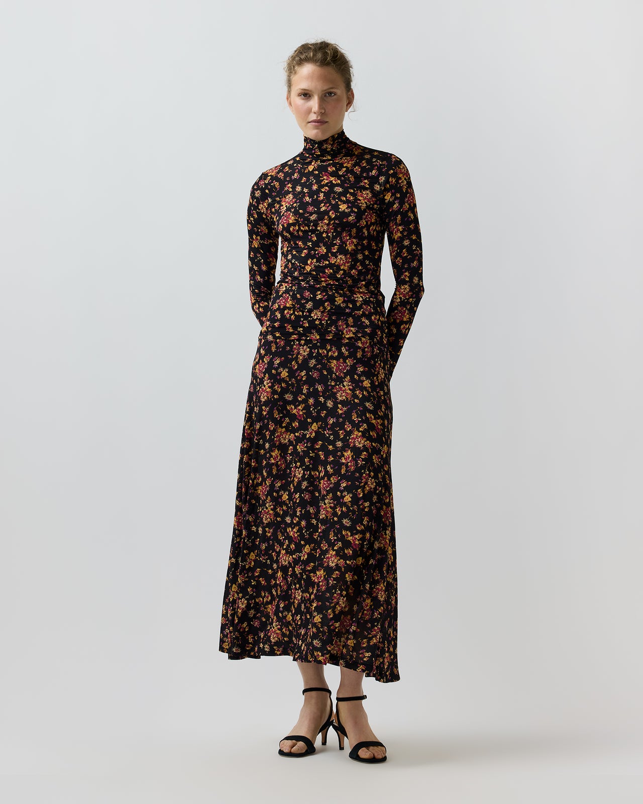 Aurelia Turtleneck in Noir Floral